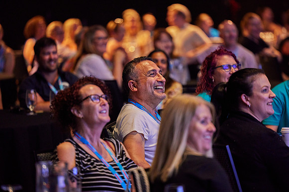 Helloworld_Cairns_221112-5780
